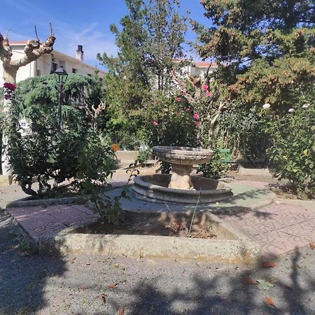 Hostal El Patio Restaurante San Bartolomé de Pinares Eksteriør bilde