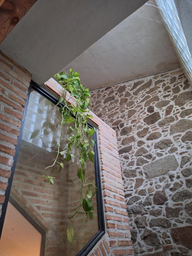 Hostal El Patio Restaurante San Bartolomé de Pinares Eksteriør bilde