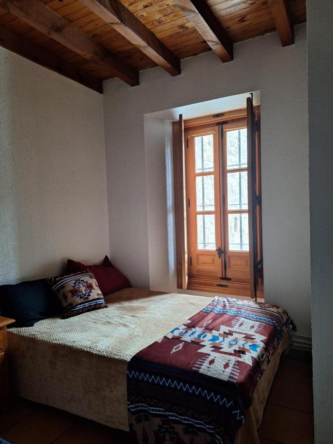 Hostal El Patio Restaurante San Bartolomé de Pinares Eksteriør bilde