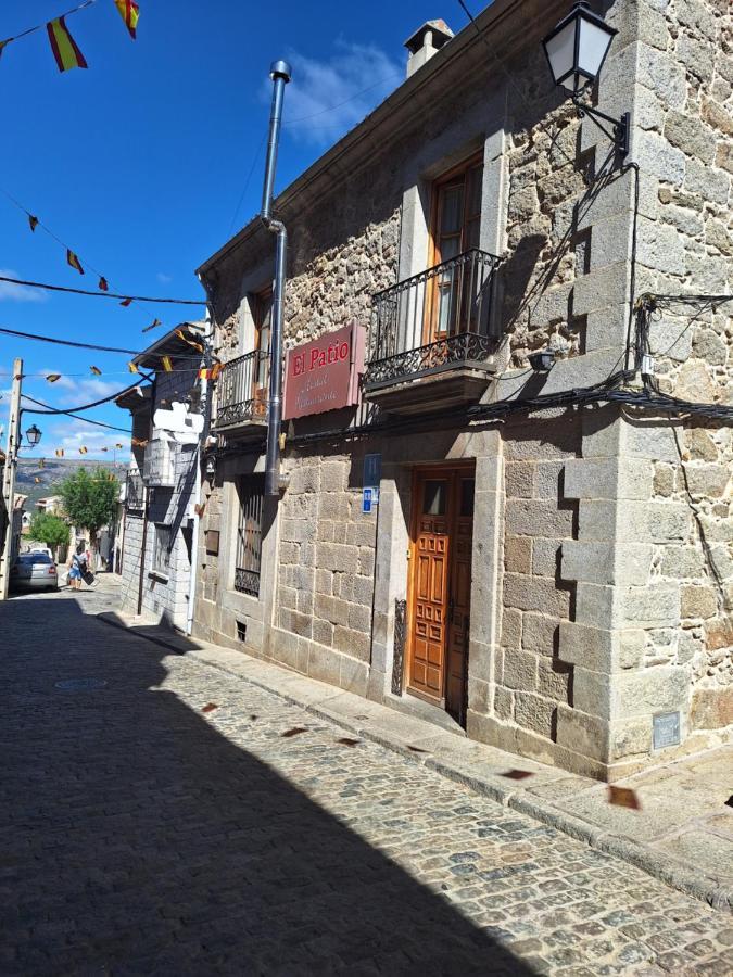 Hostal El Patio Restaurante San Bartolomé de Pinares Eksteriør bilde