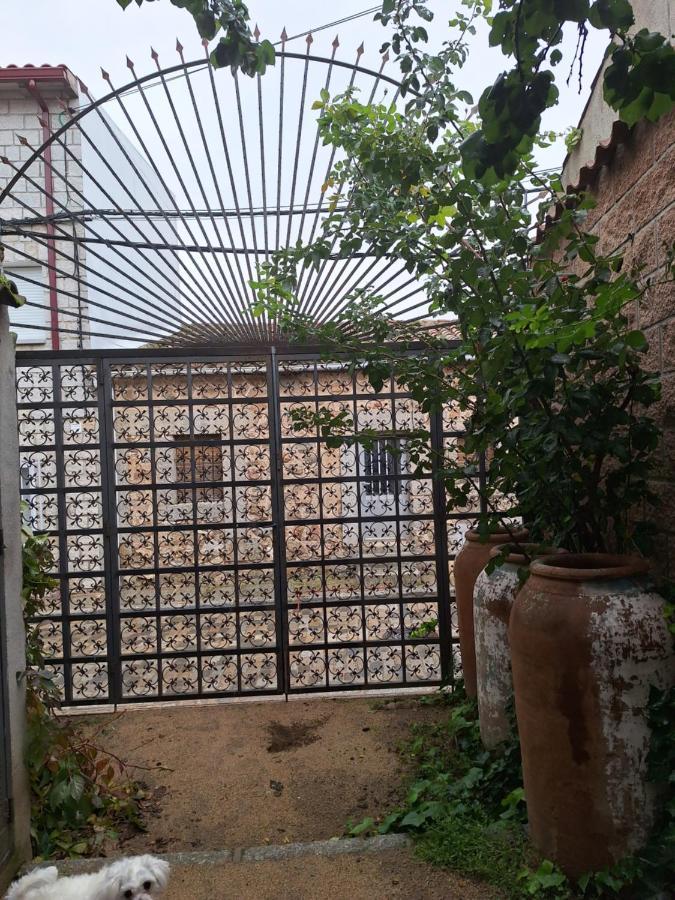 Hostal El Patio Restaurante San Bartolomé de Pinares Eksteriør bilde
